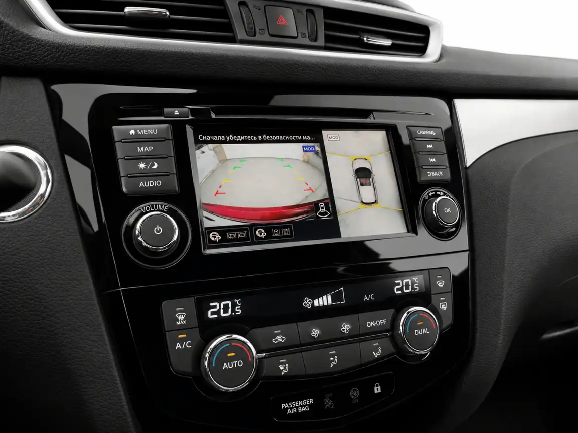 NISSAN QASHQAI