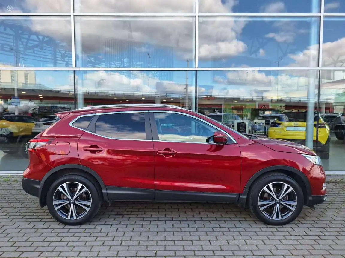 NISSAN QASHQAI