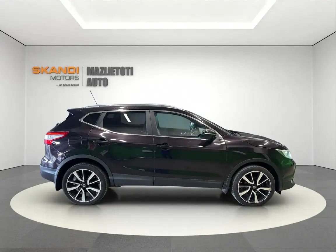 NISSAN QASHQAI
