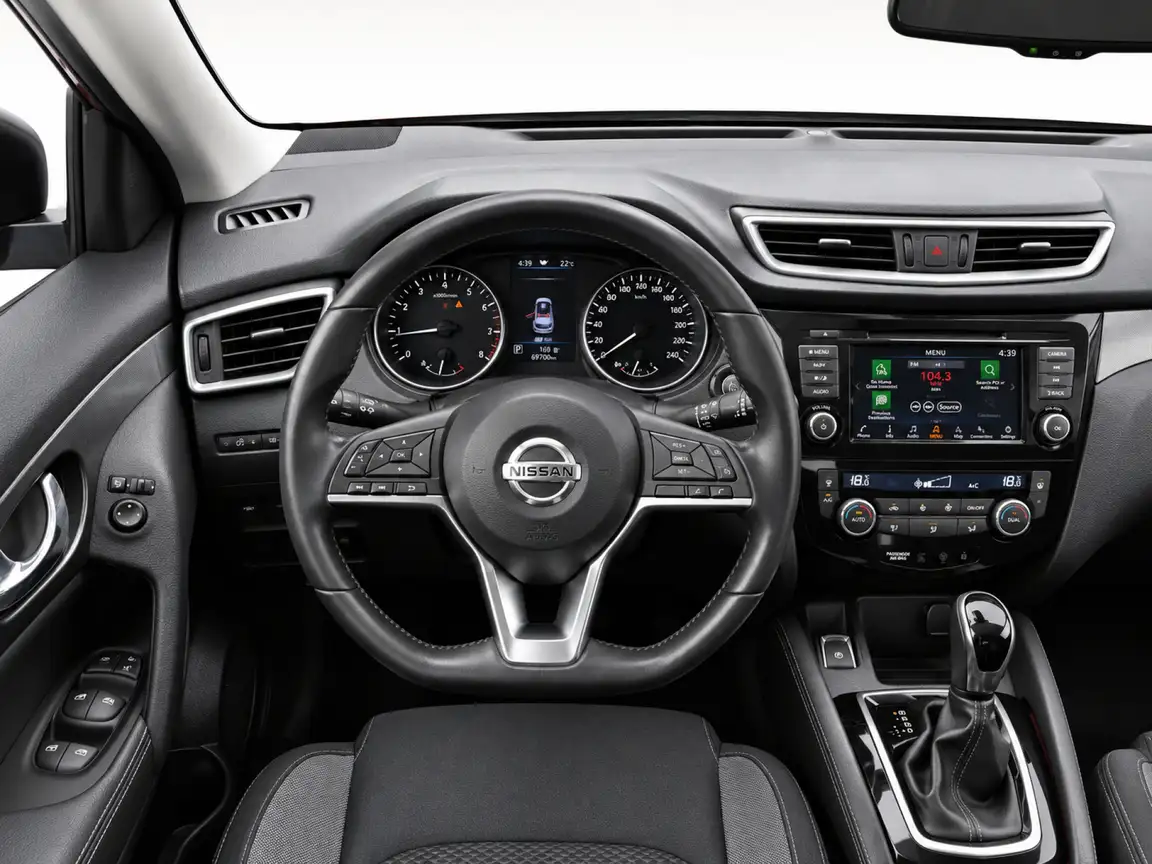 NISSAN QASHQAI