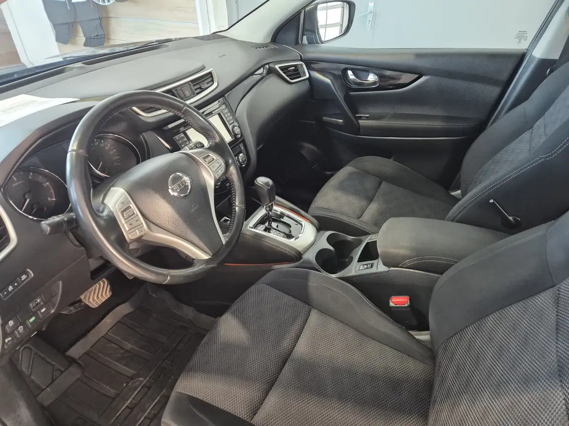 NISSAN QASHQAI