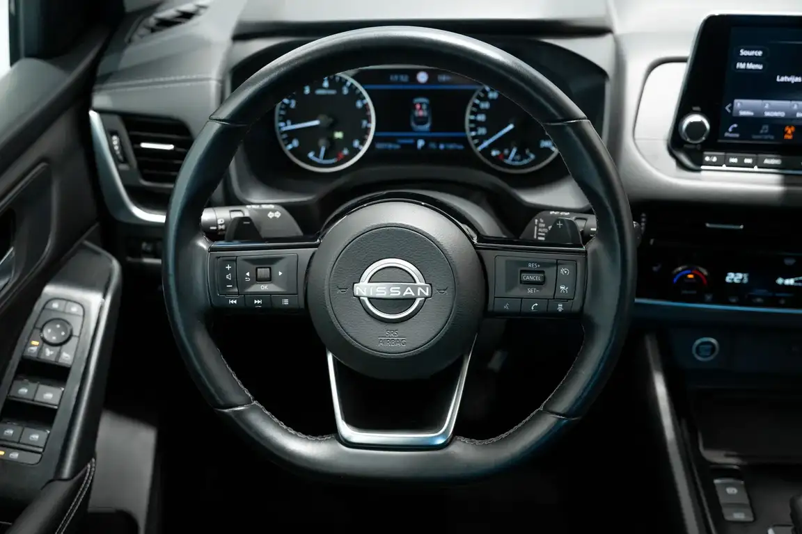 NISSAN QASHQAI