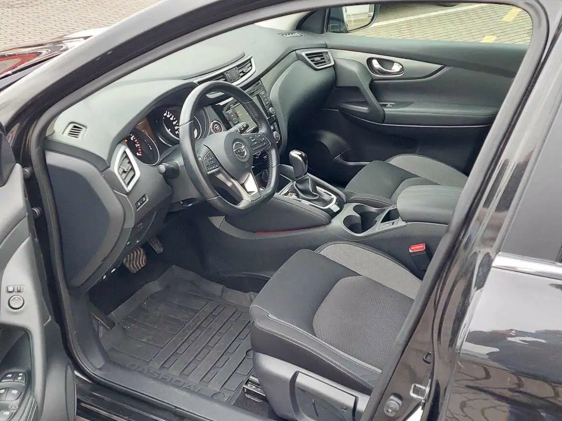 NISSAN QASHQAI