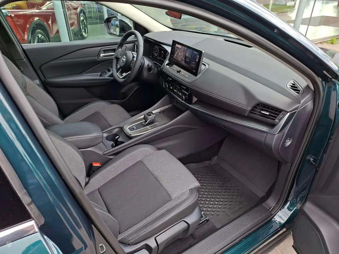 NISSAN QASHQAI