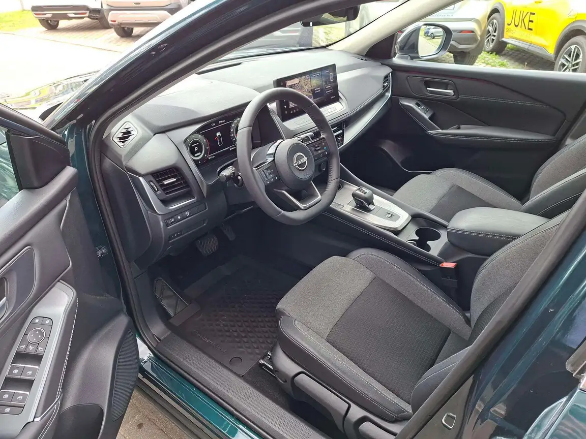 NISSAN QASHQAI