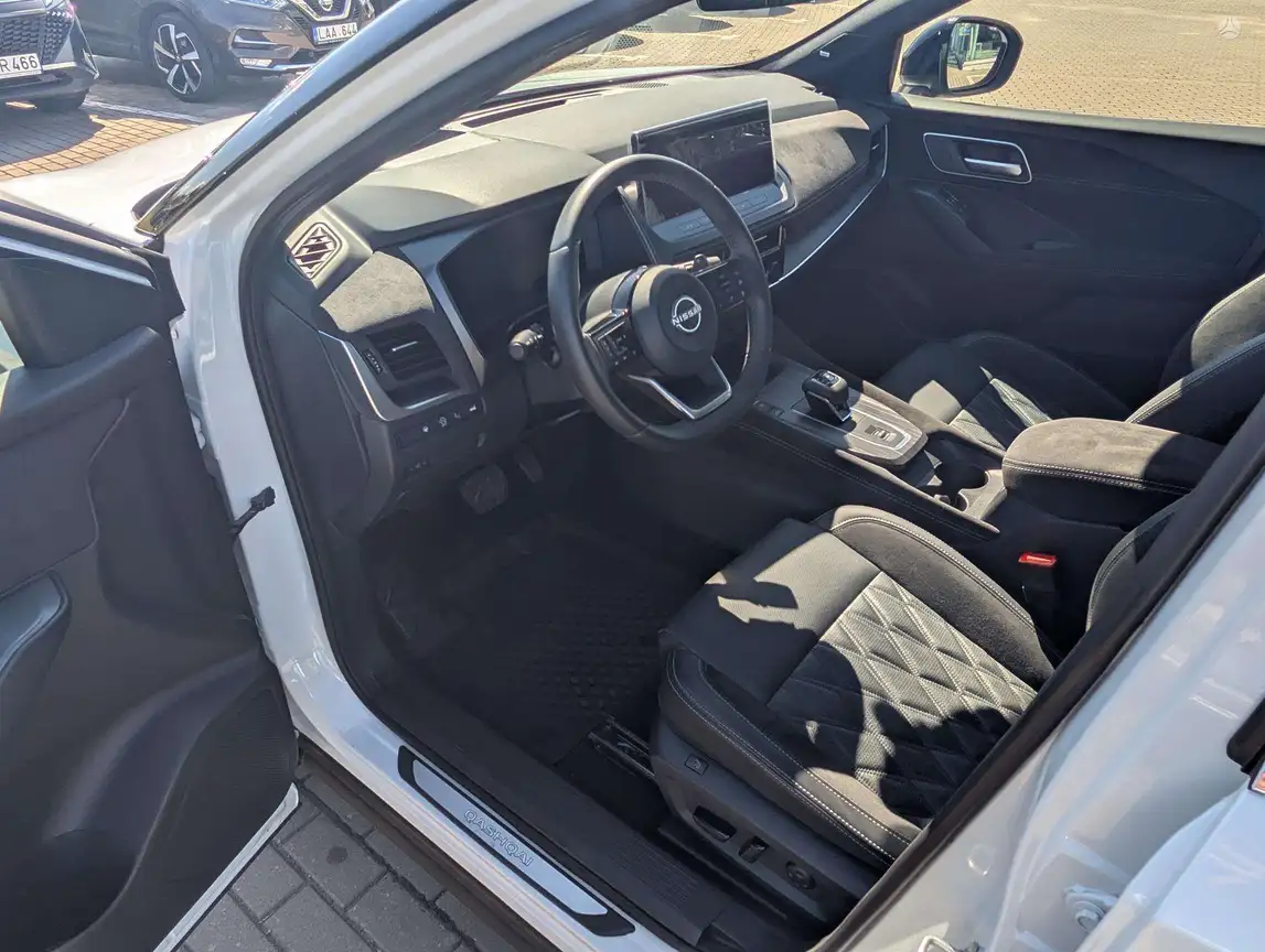 NISSAN QASHQAI