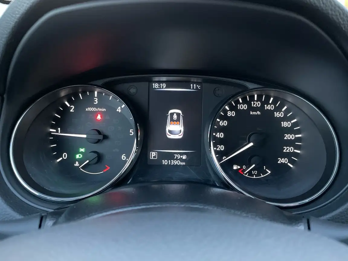 NISSAN QASHQAI