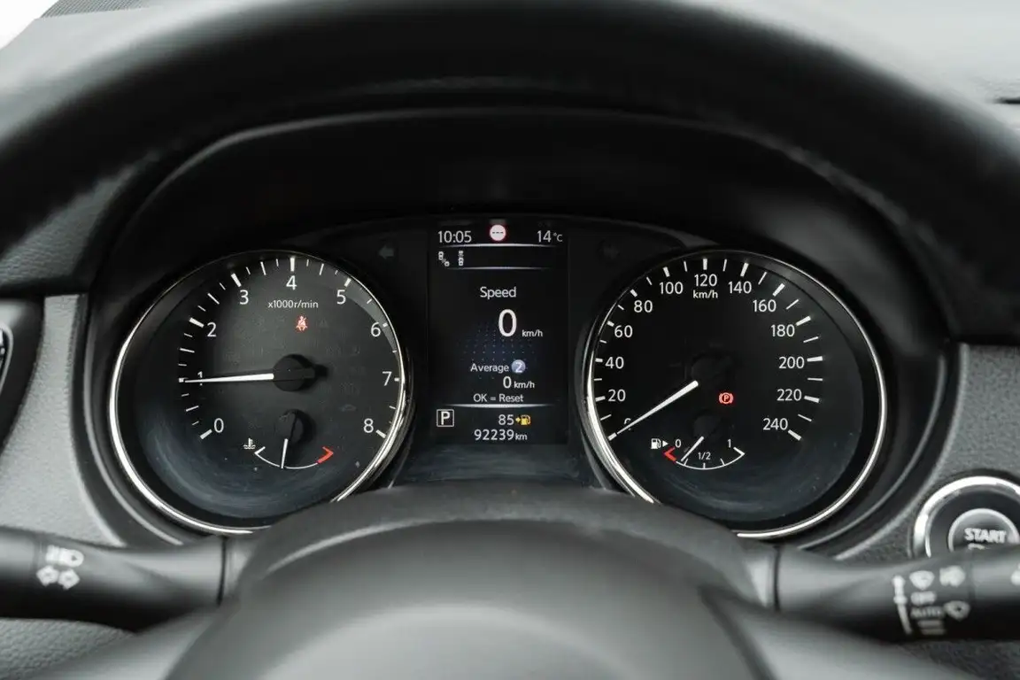NISSAN X-TRAIL