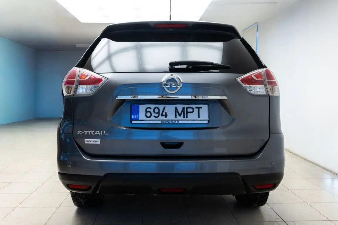 NISSAN X-TRAIL
