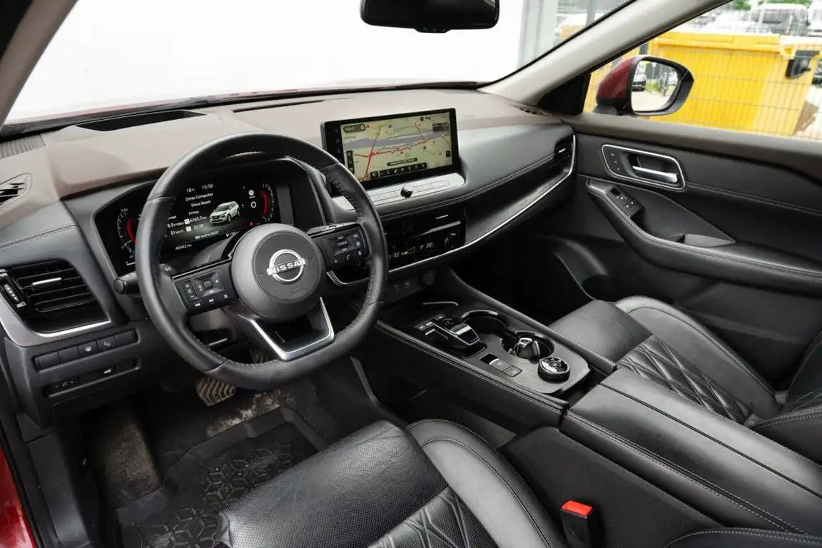 NISSAN X-TRAIL