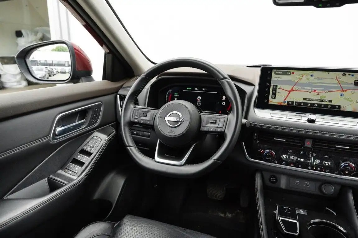 NISSAN X-TRAIL