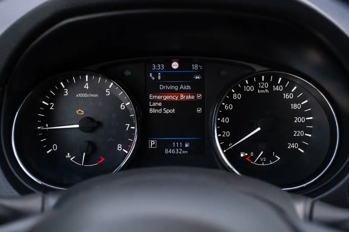 NISSAN X-TRAIL