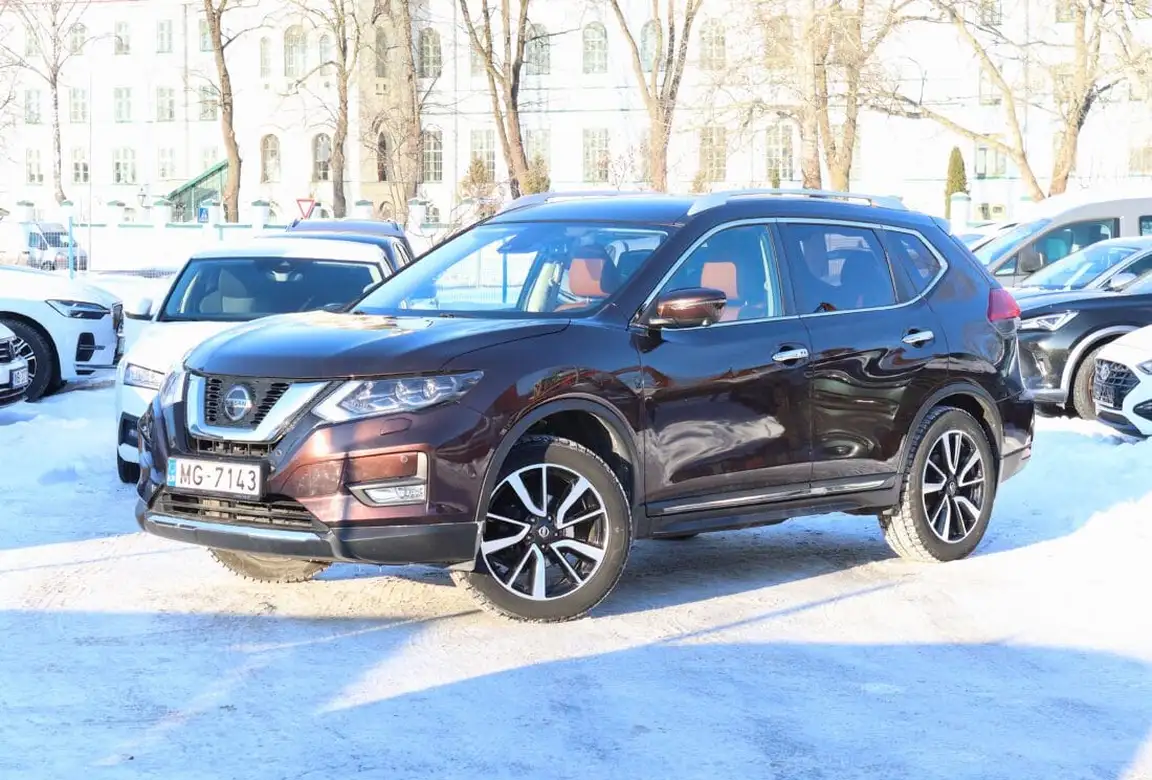 NISSAN X-TRAIL