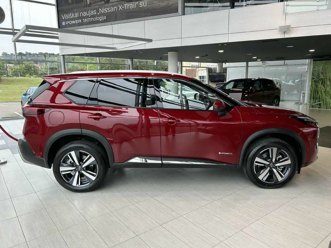 NISSAN X-TRAIL