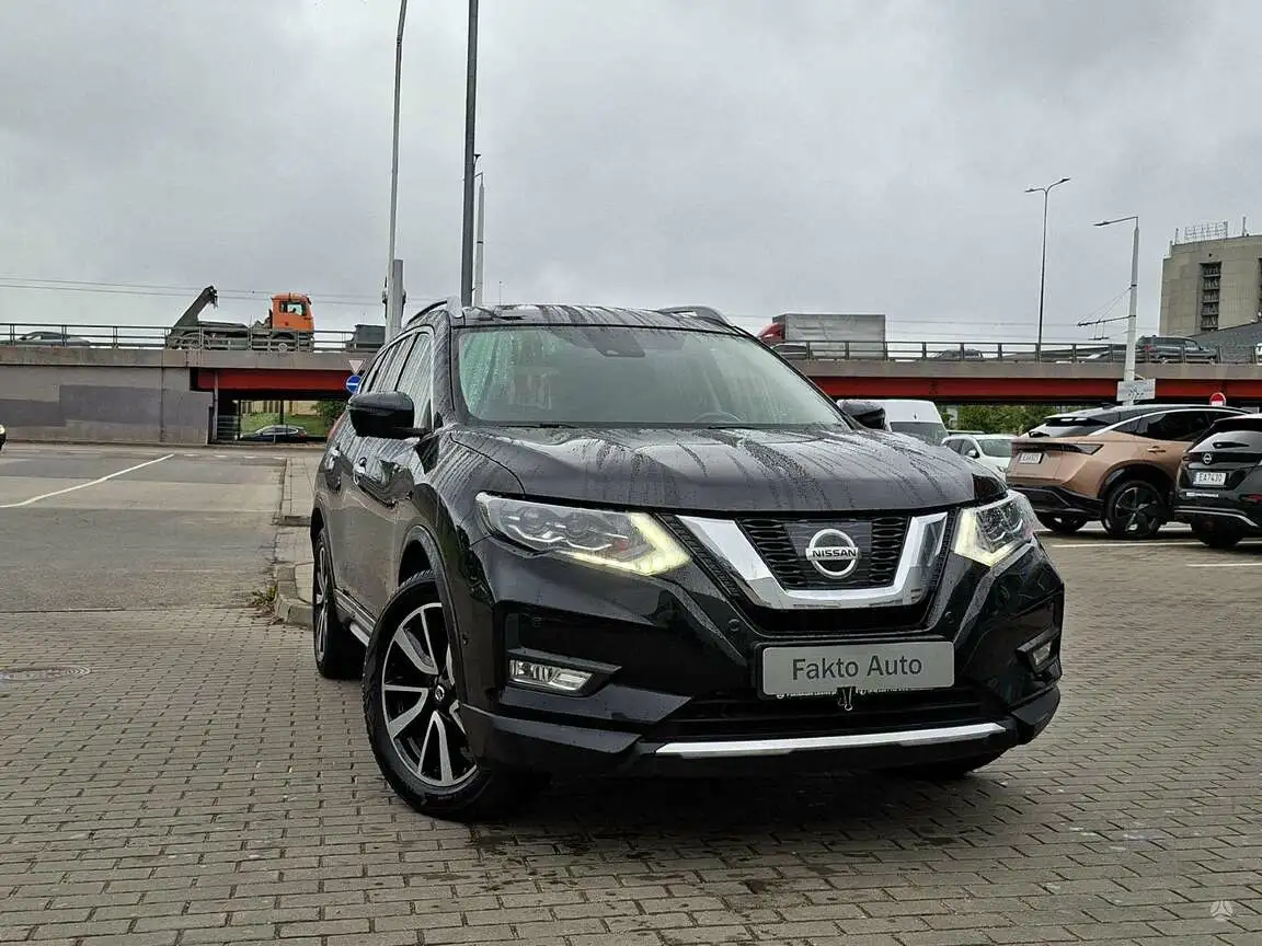 NISSAN X-TRAIL