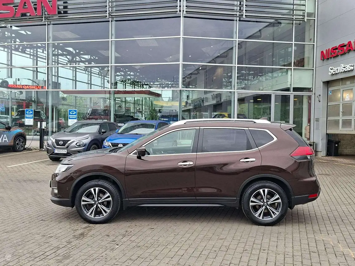 NISSAN X-TRAIL