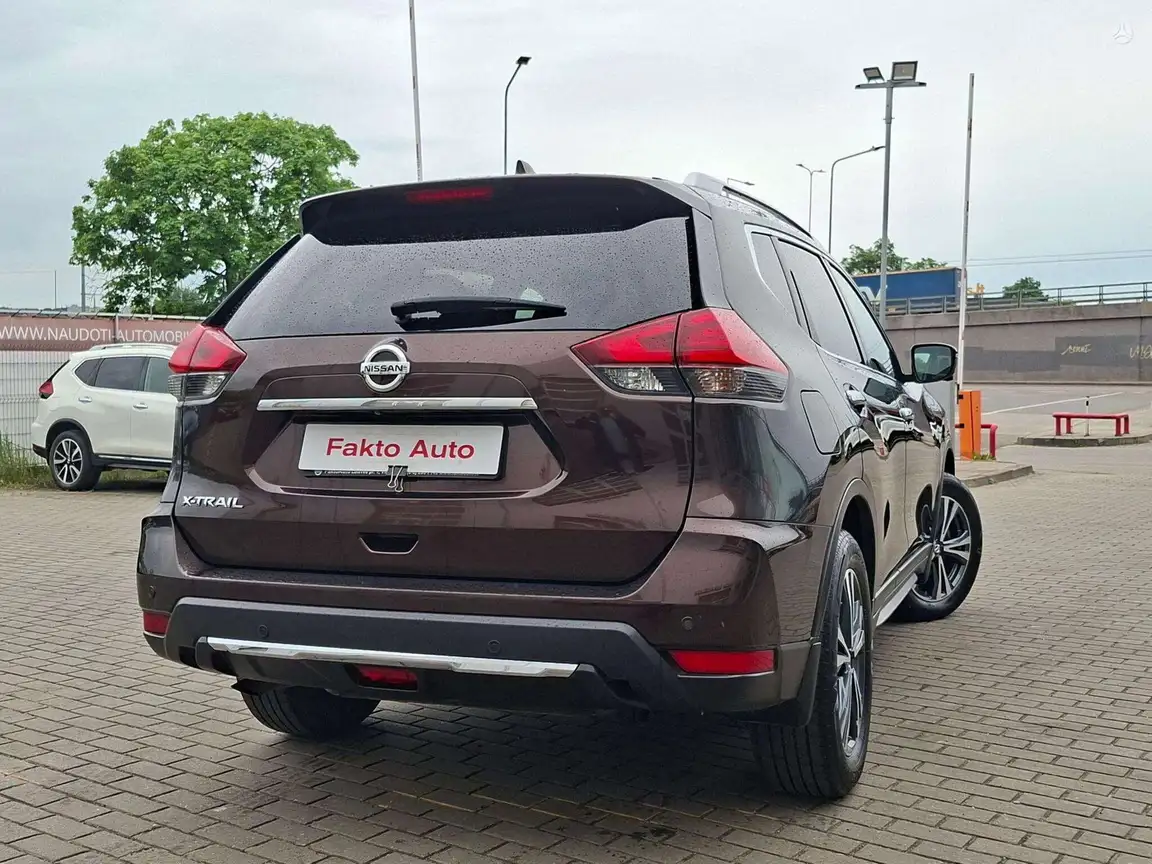 NISSAN X-TRAIL