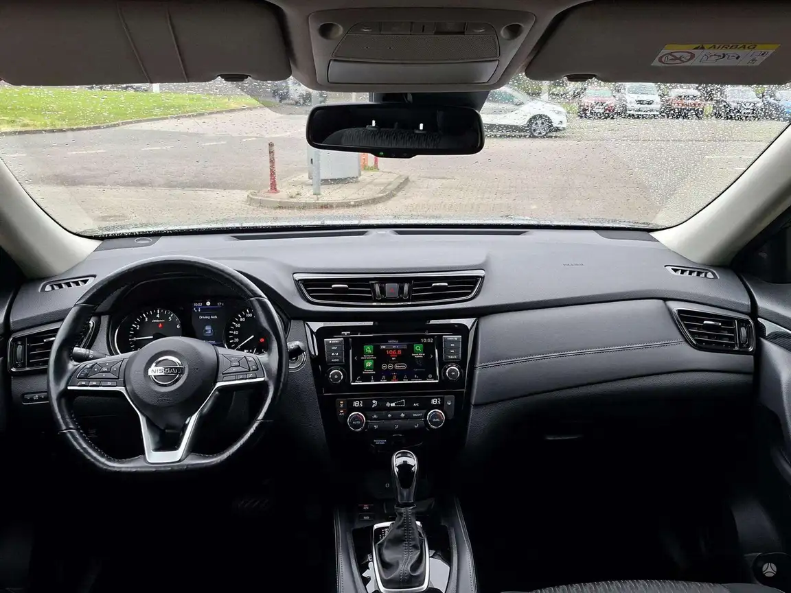 NISSAN X-TRAIL