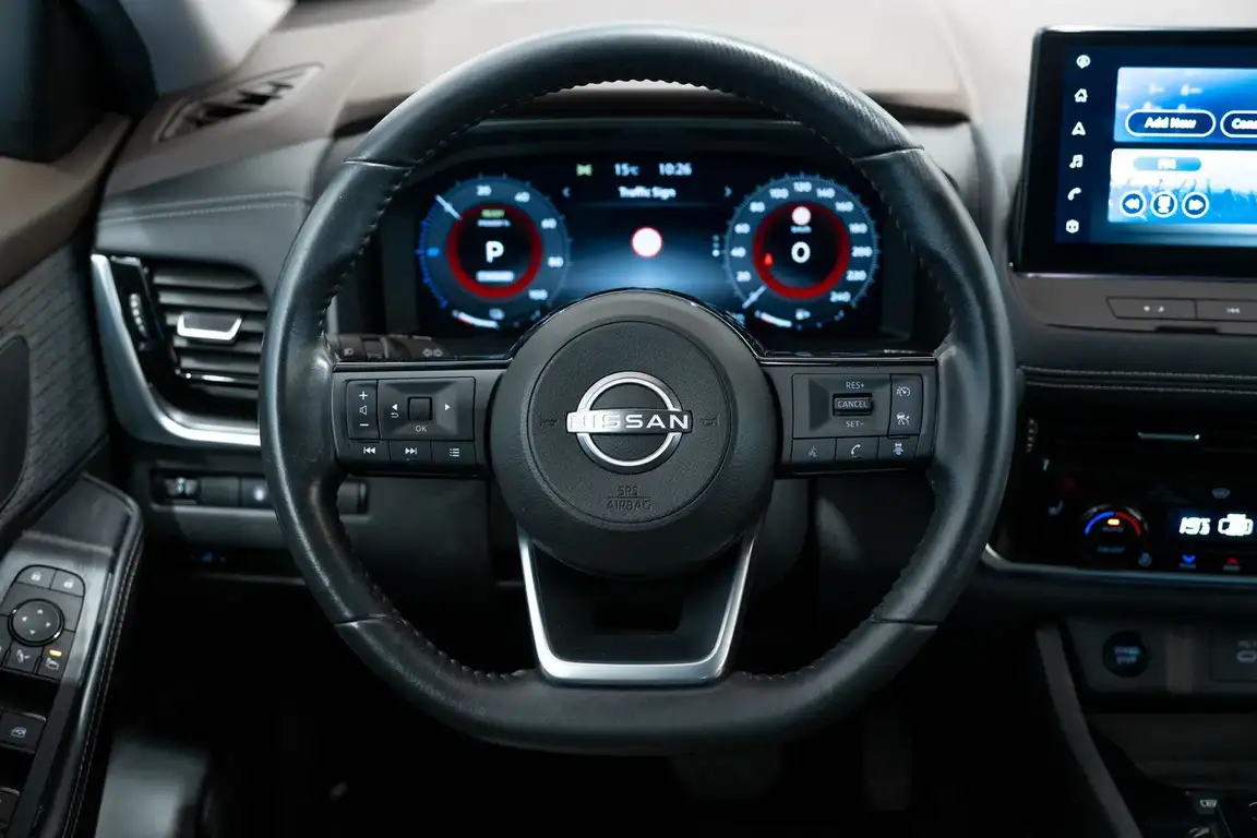 NISSAN X-TRAIL