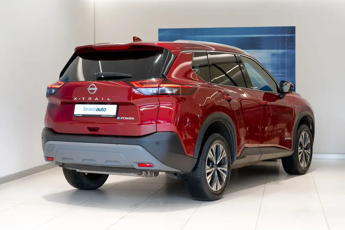 NISSAN X-TRAIL