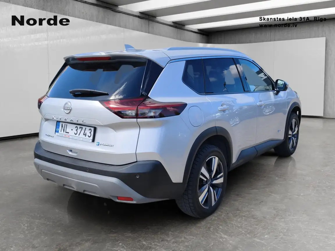 NISSAN X-TRAIL