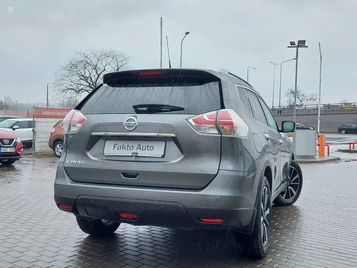 NISSAN X-TRAIL