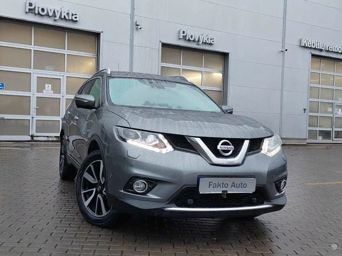 NISSAN X-TRAIL