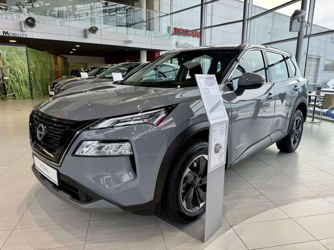 NISSAN X-TRAIL