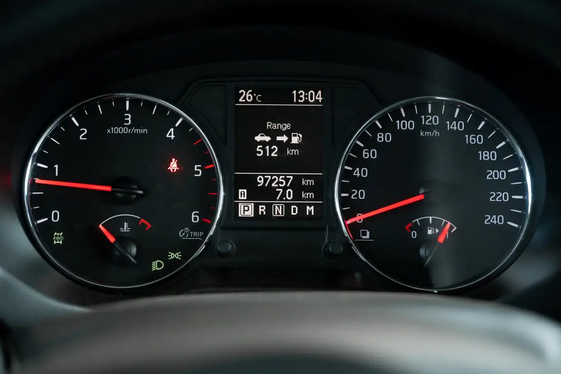 NISSAN X-TRAIL