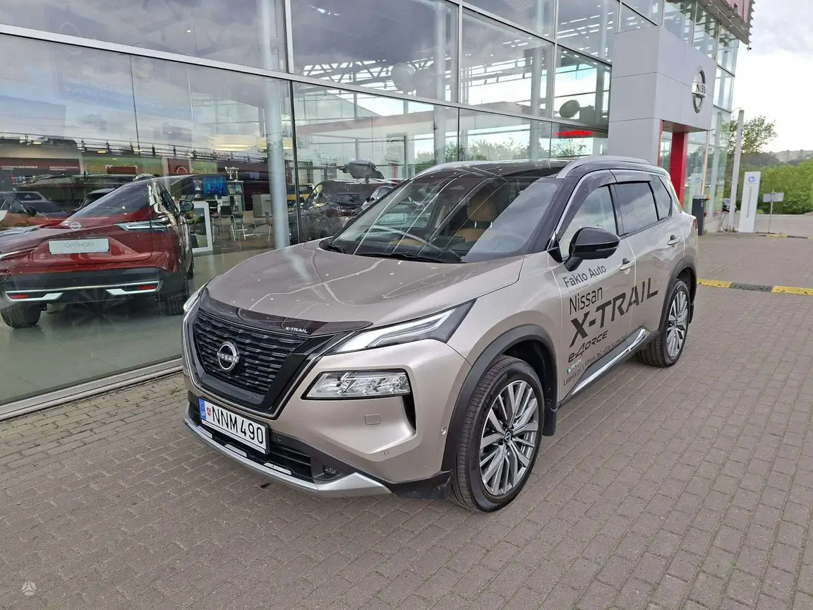 NISSAN X-TRAIL