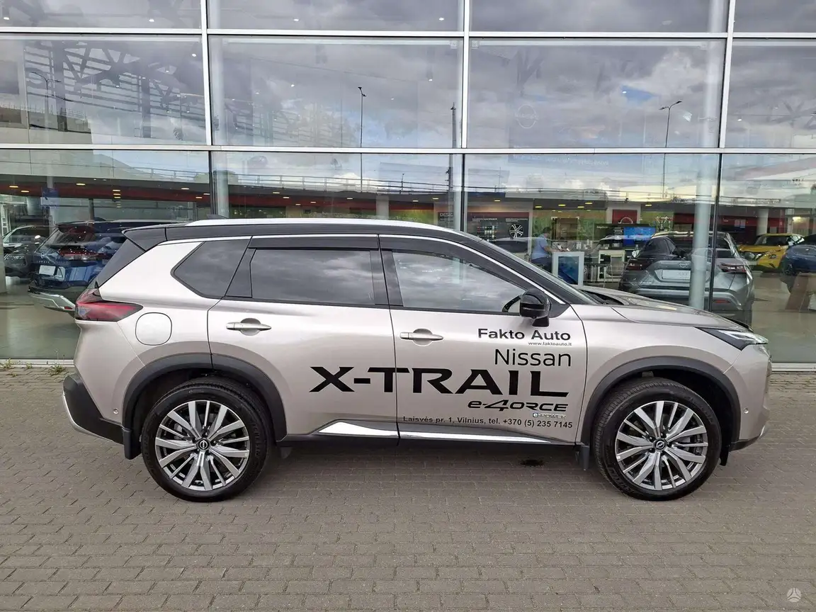 NISSAN X-TRAIL