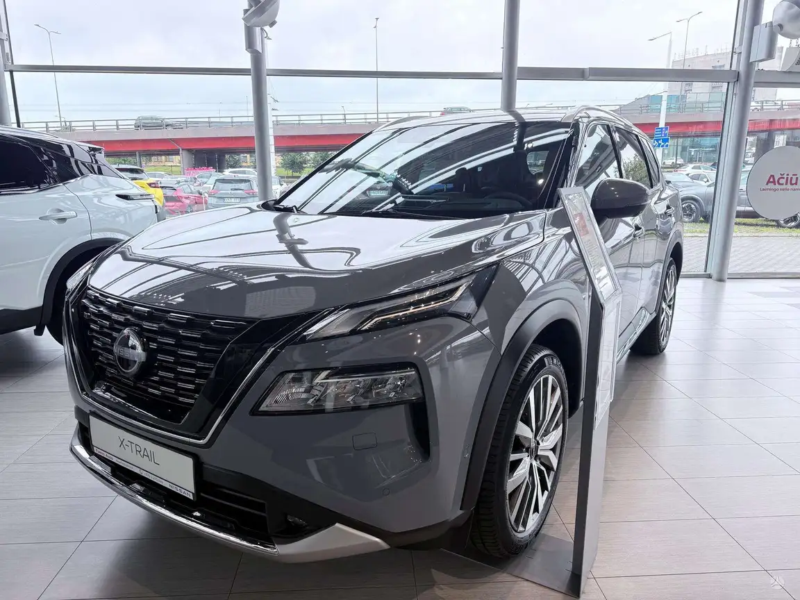 NISSAN X-TRAIL