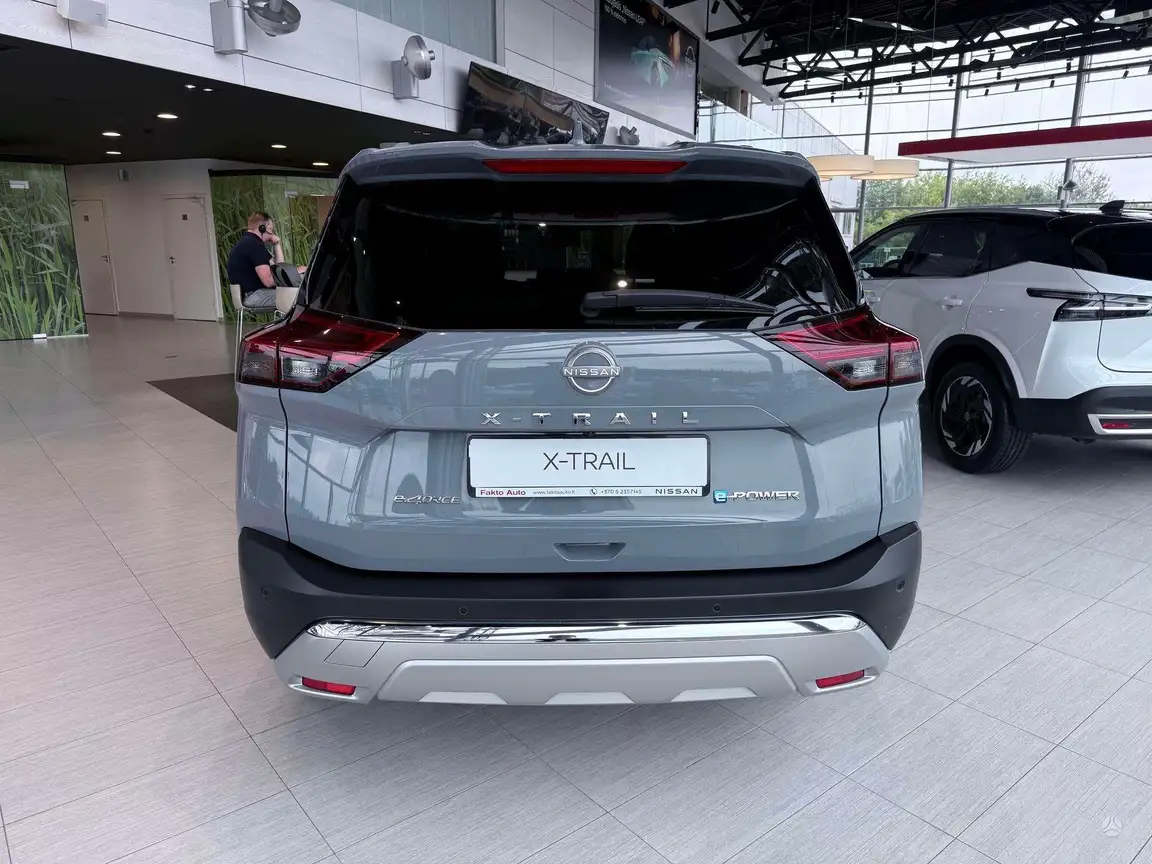 NISSAN X-TRAIL