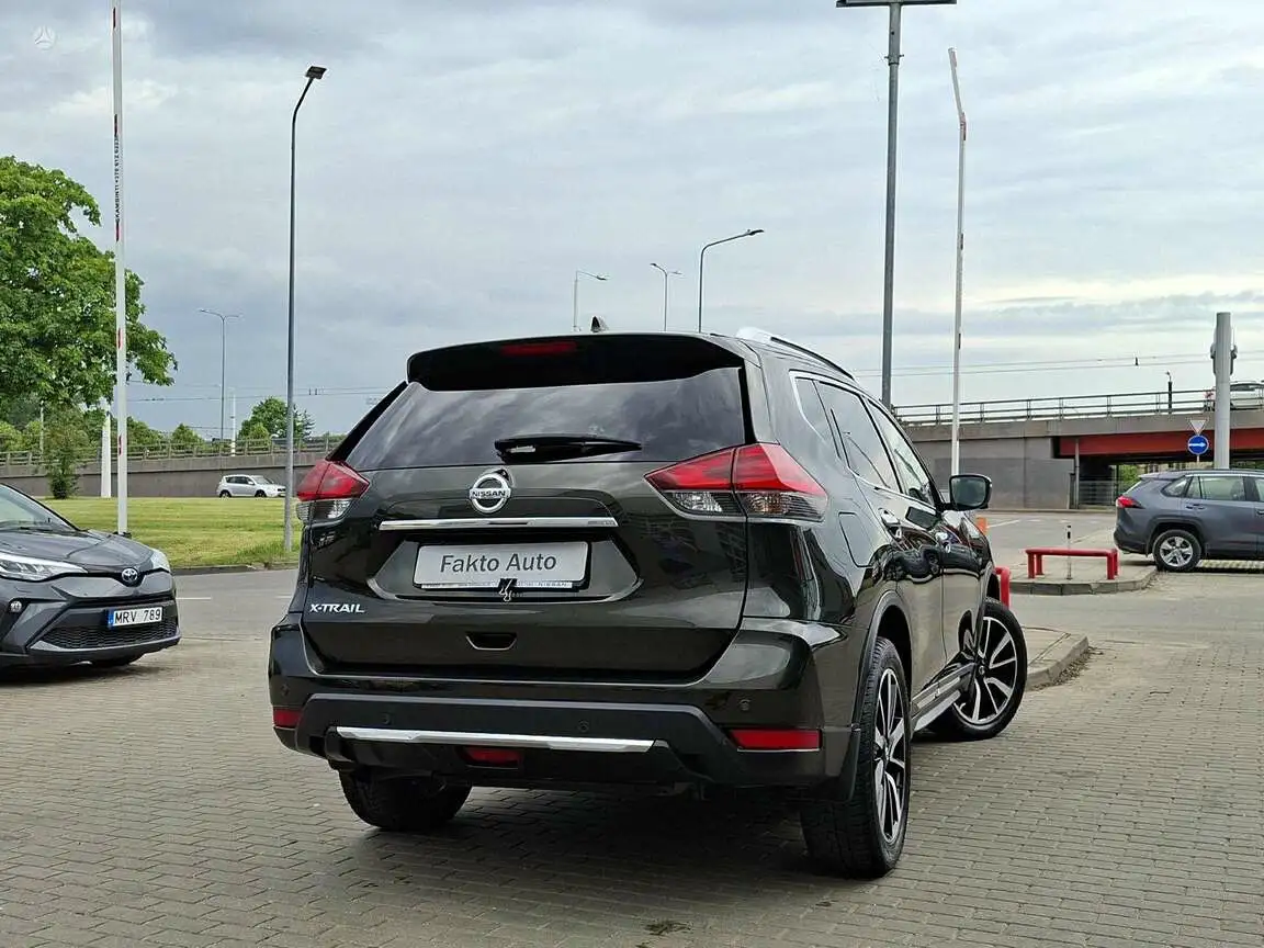 NISSAN X-TRAIL