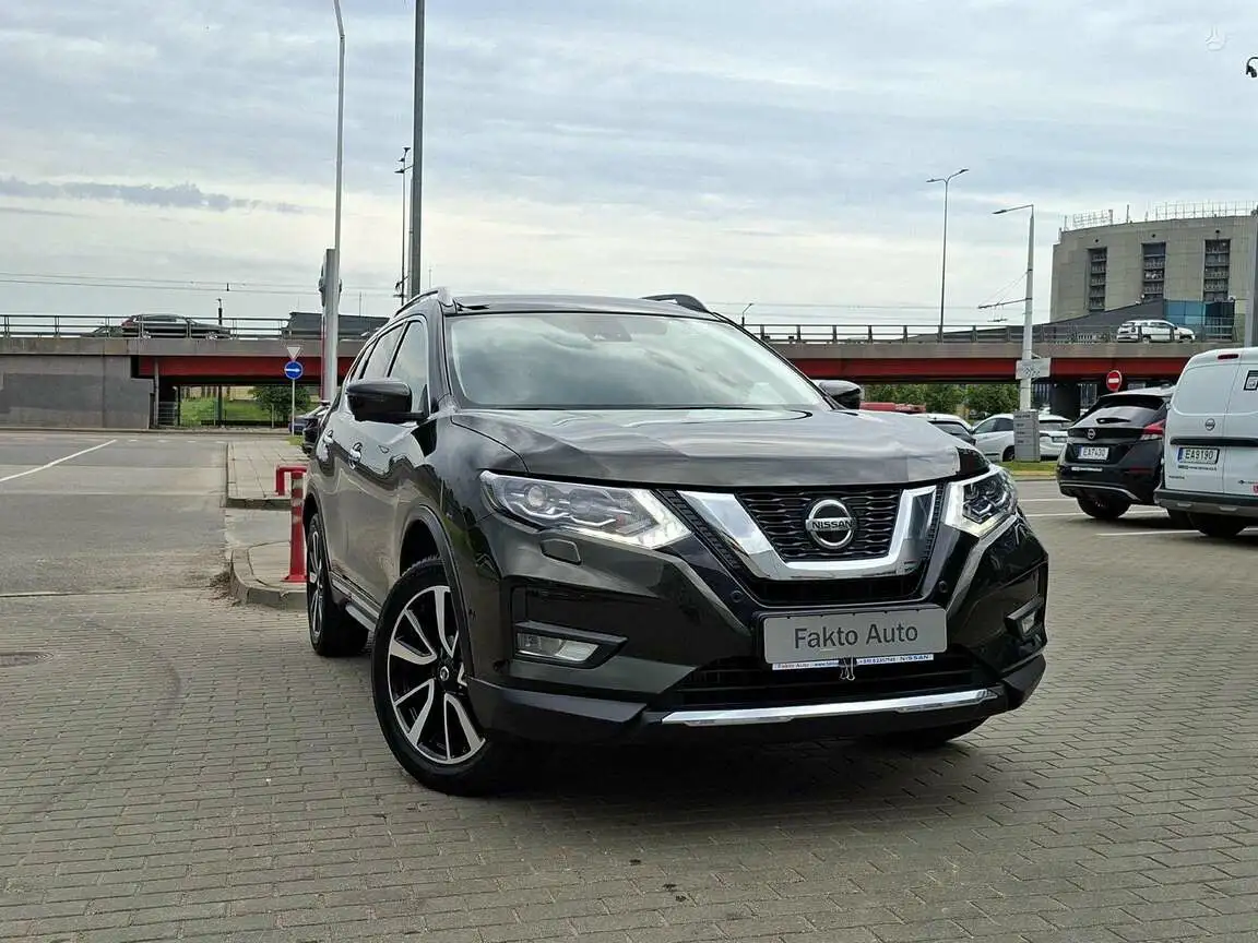 NISSAN X-TRAIL