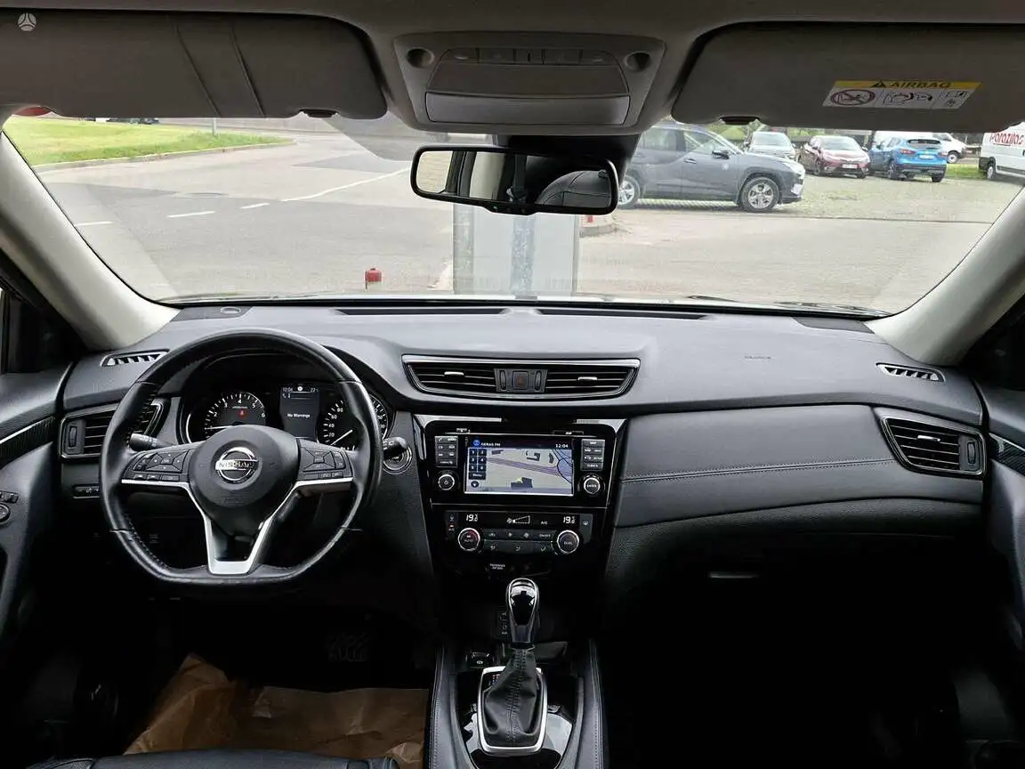 NISSAN X-TRAIL