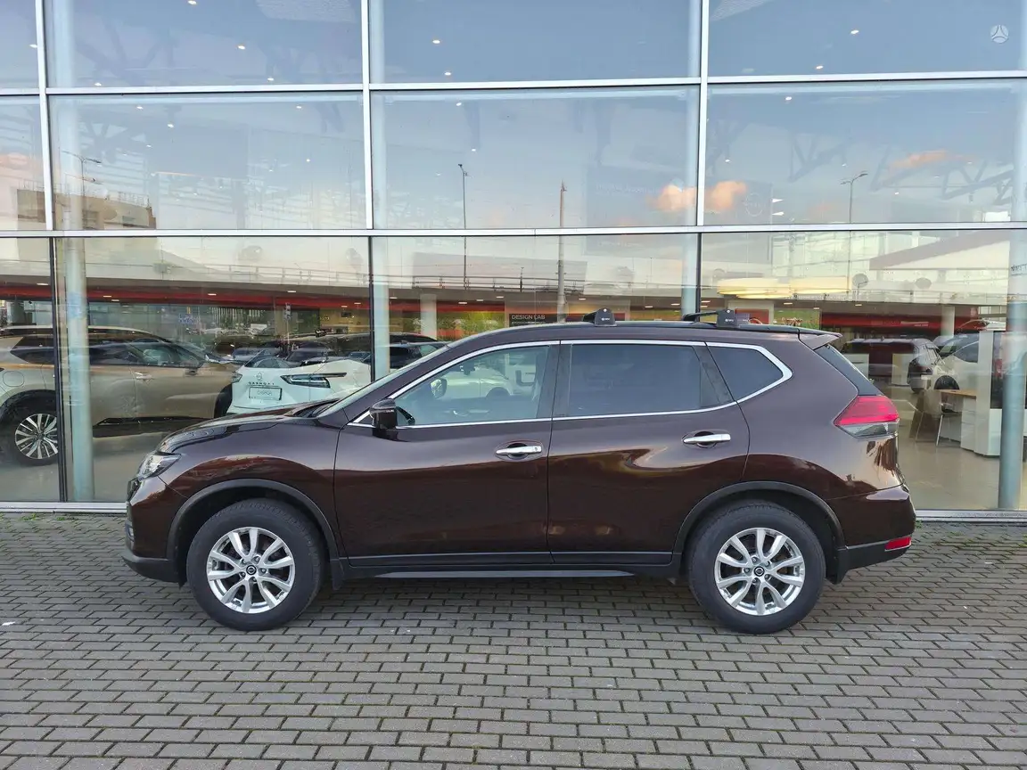 NISSAN X-TRAIL