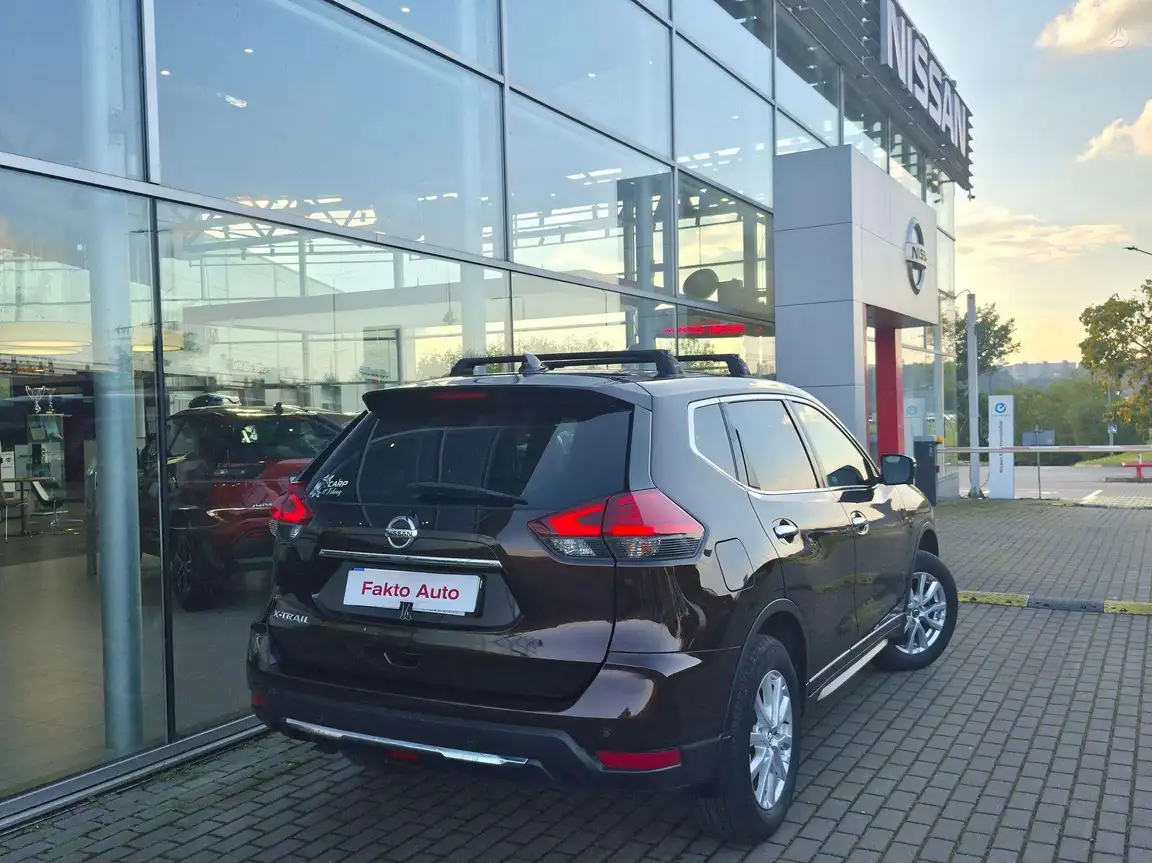 NISSAN X-TRAIL