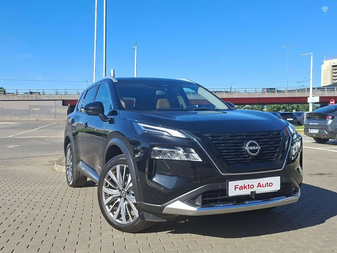 NISSAN X-TRAIL