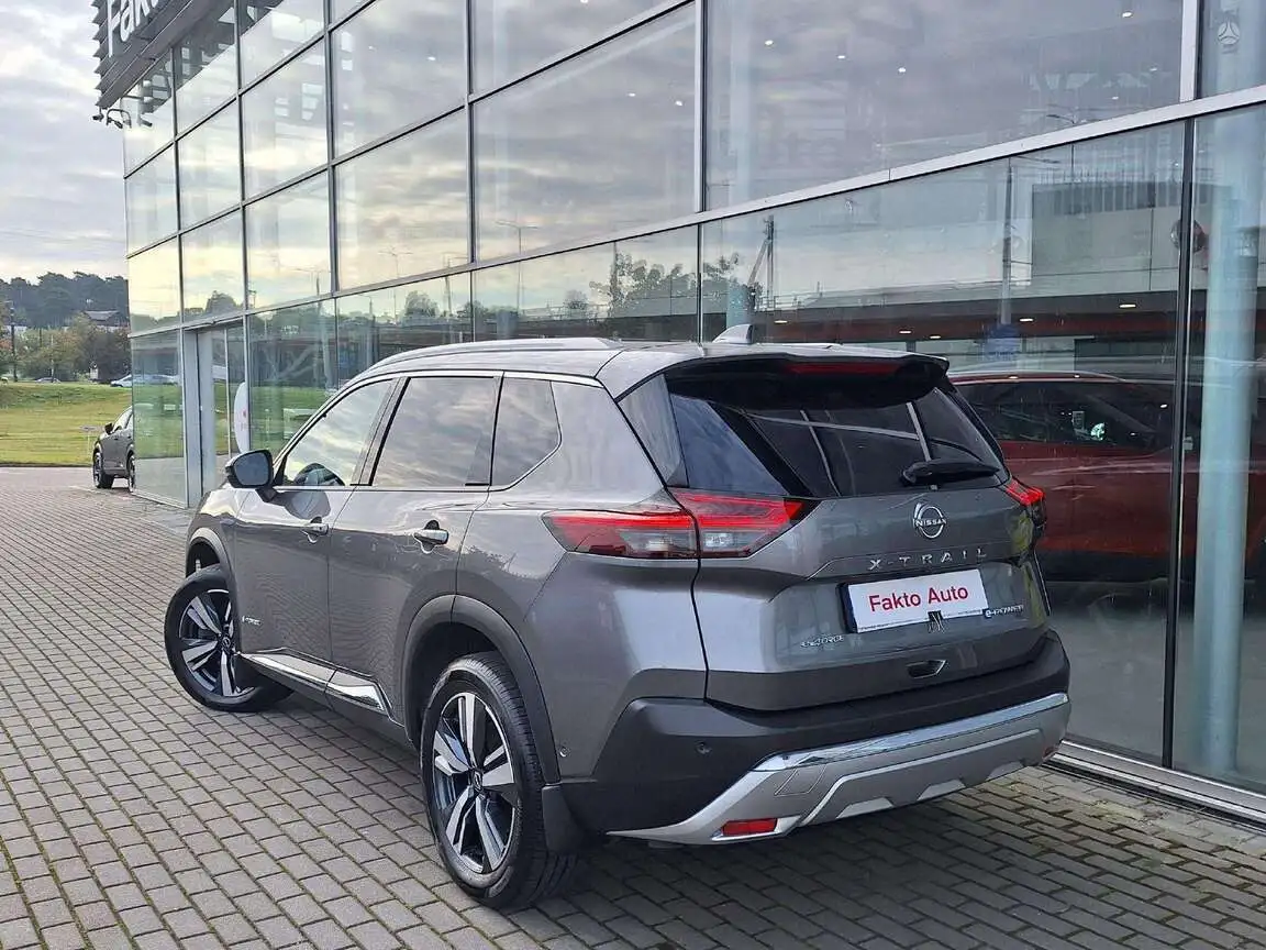 NISSAN X-TRAIL