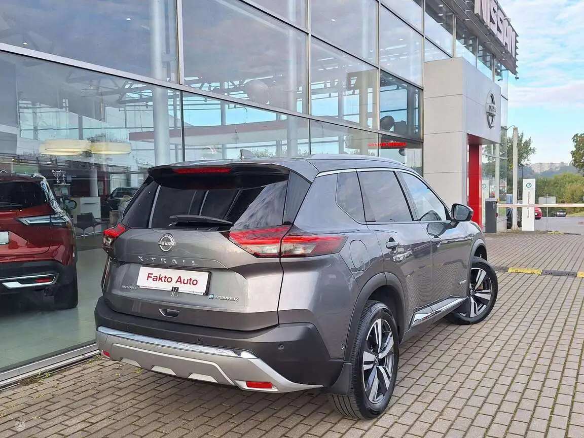 NISSAN X-TRAIL
