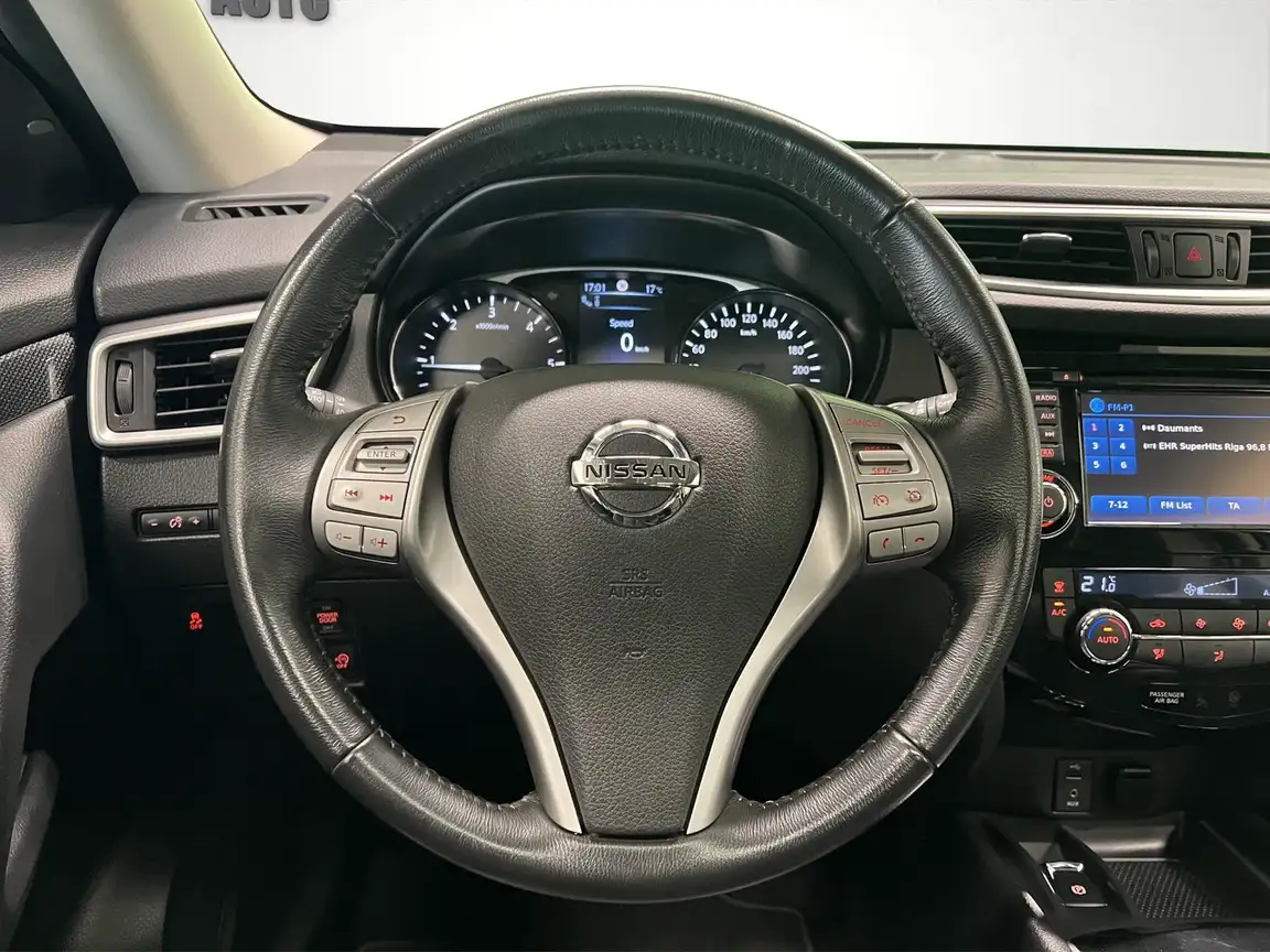 NISSAN X-TRAIL