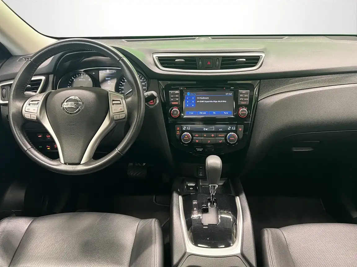 NISSAN X-TRAIL