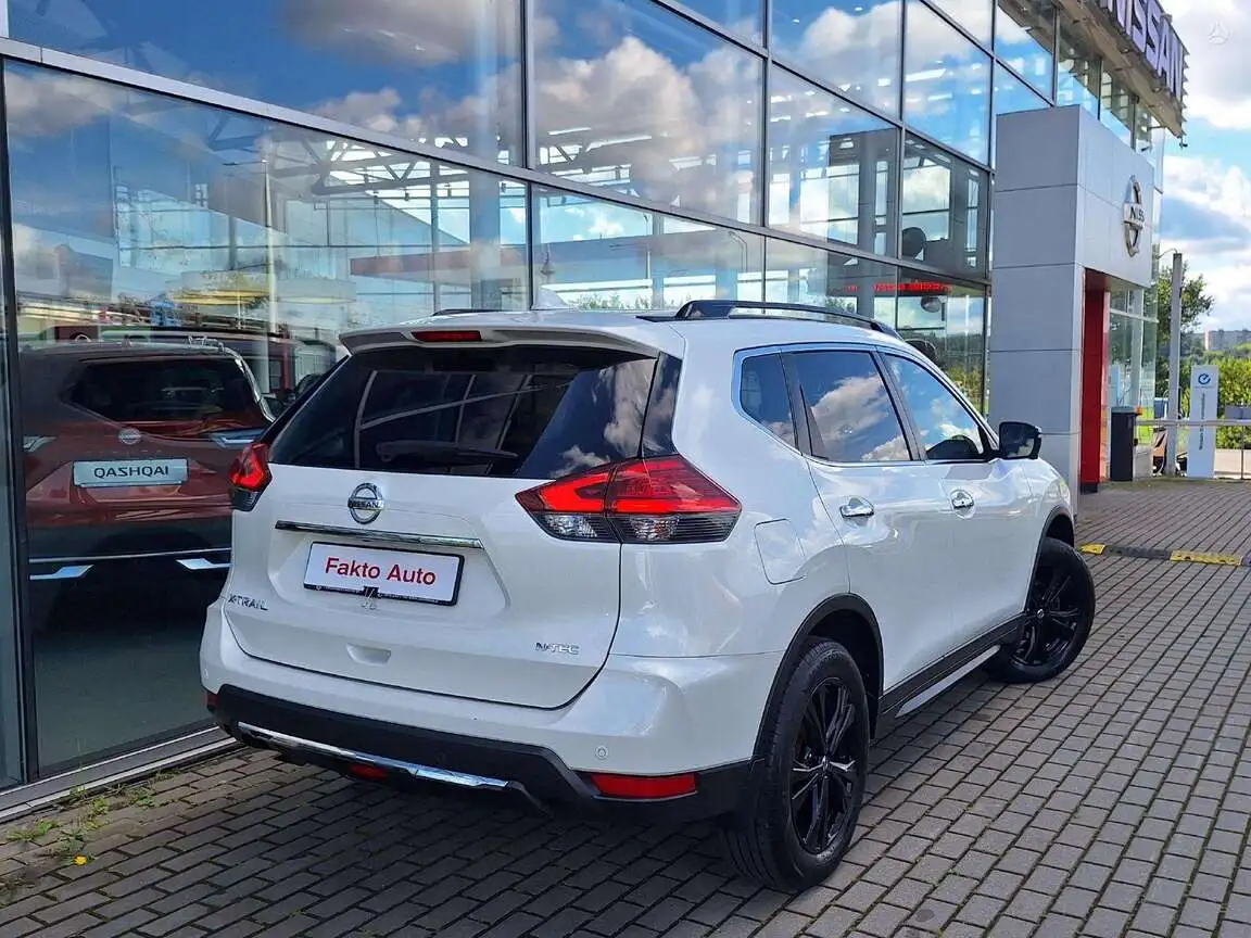 NISSAN X-TRAIL