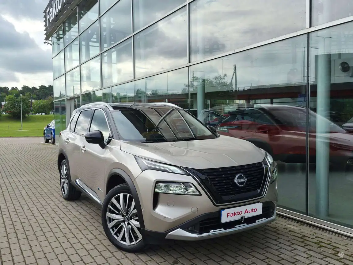 NISSAN X-TRAIL