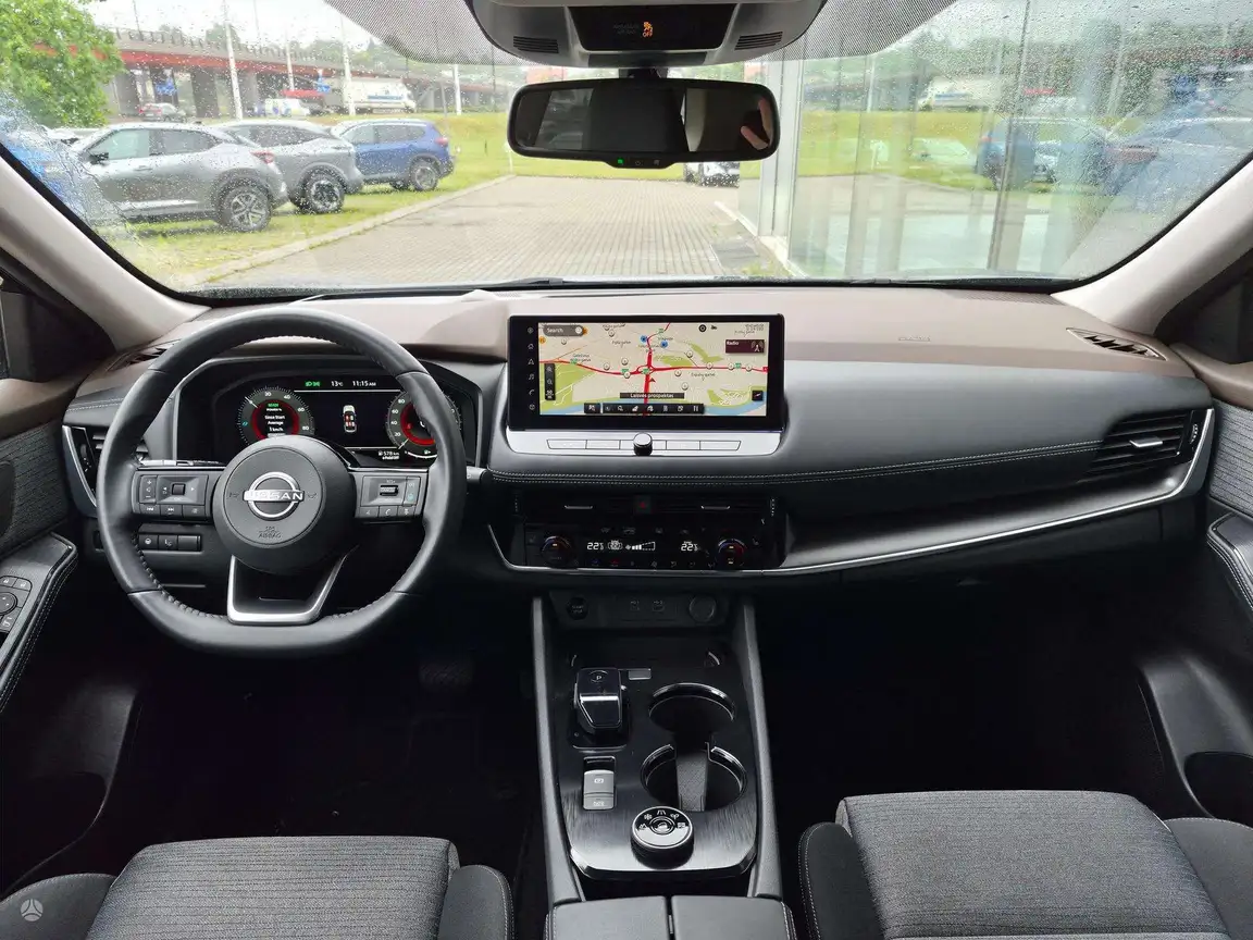 NISSAN X-TRAIL
