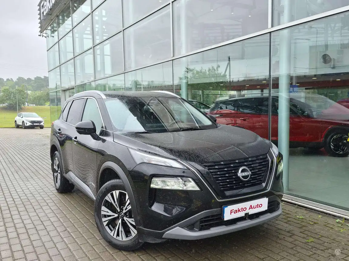 NISSAN X-TRAIL