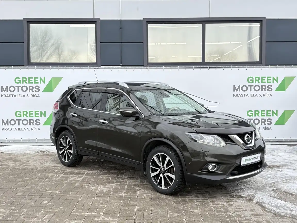 NISSAN X-TRAIL