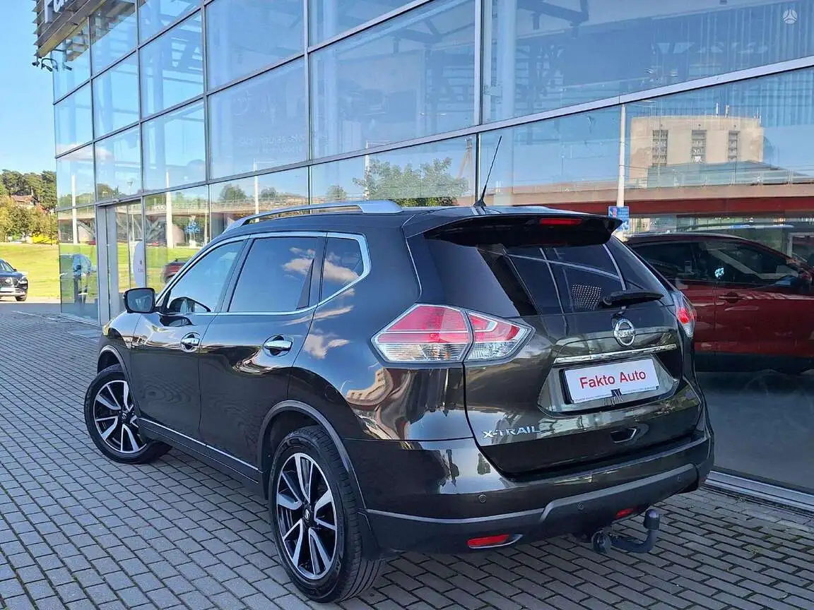 NISSAN X-TRAIL