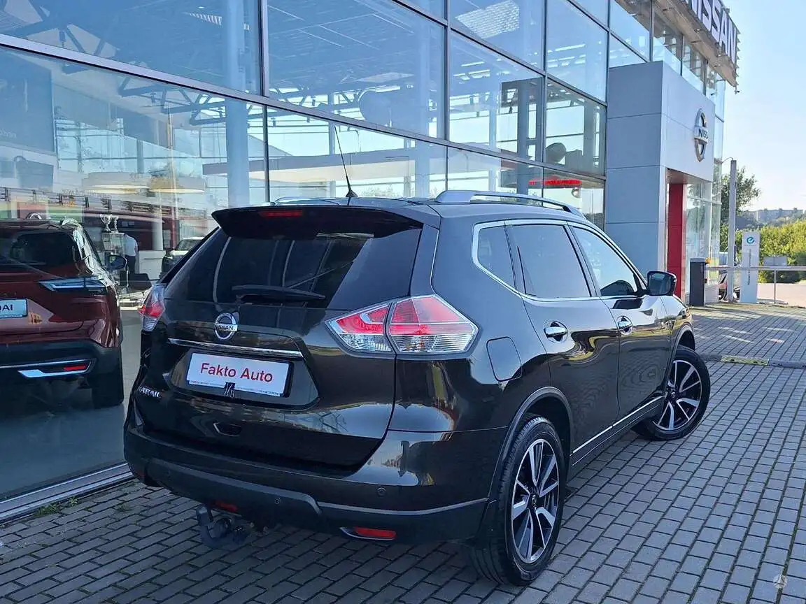 NISSAN X-TRAIL